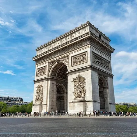 B3g 4pers Champs Elysees Wagram Arcdetriomphe Ac *